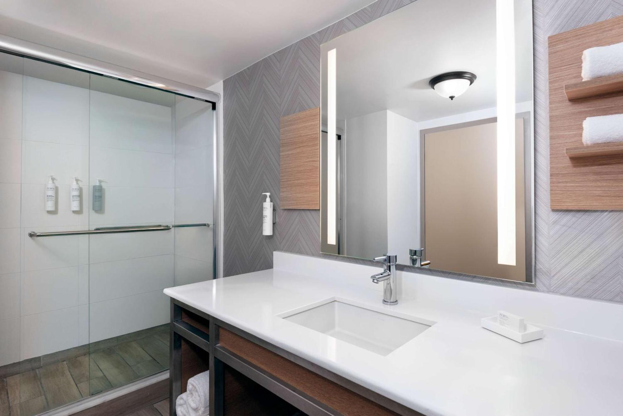 Hilton Garden Inn Tampa Airport/Westshore Екстер'єр фото