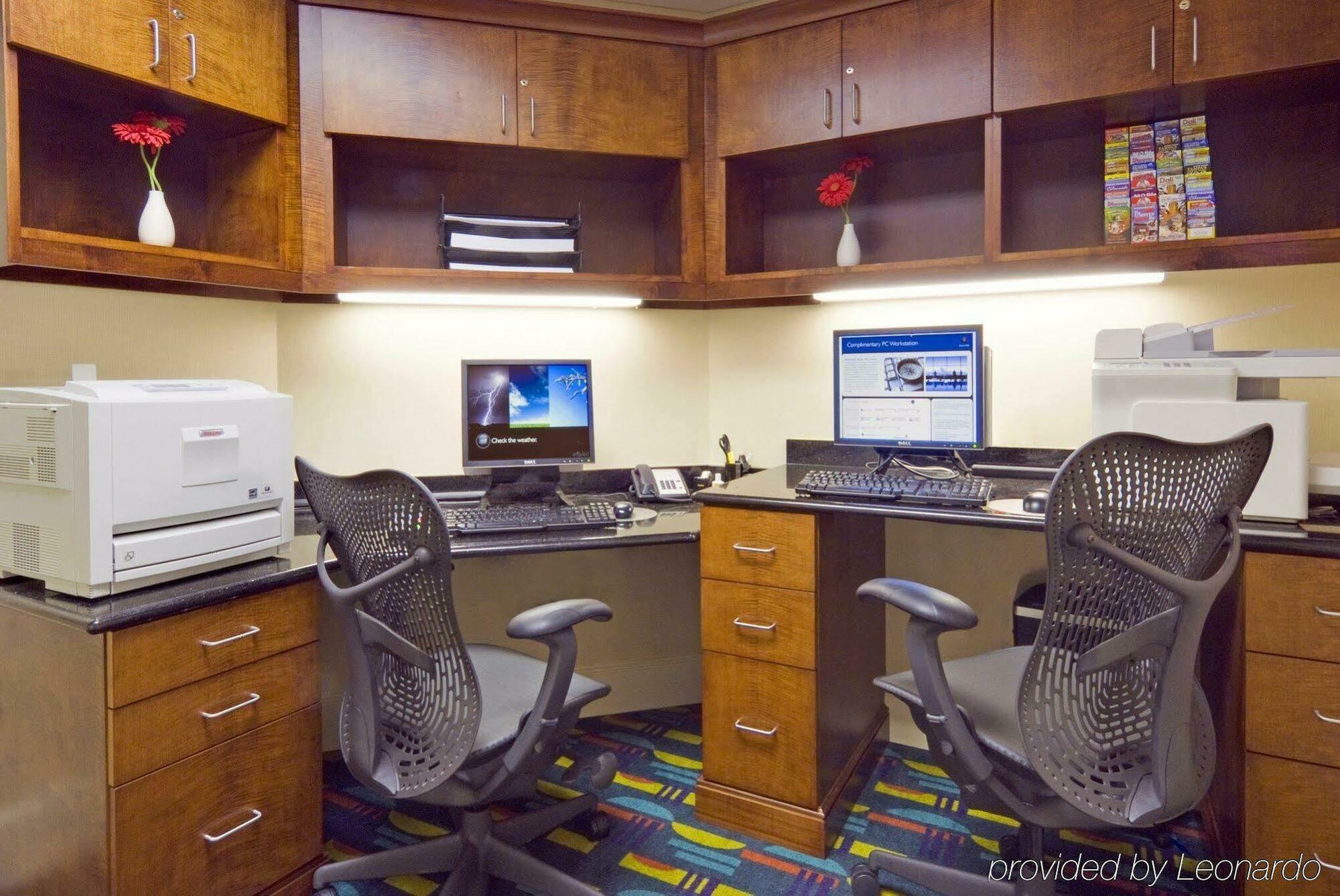Hilton Garden Inn Tampa Airport/Westshore Екстер'єр фото