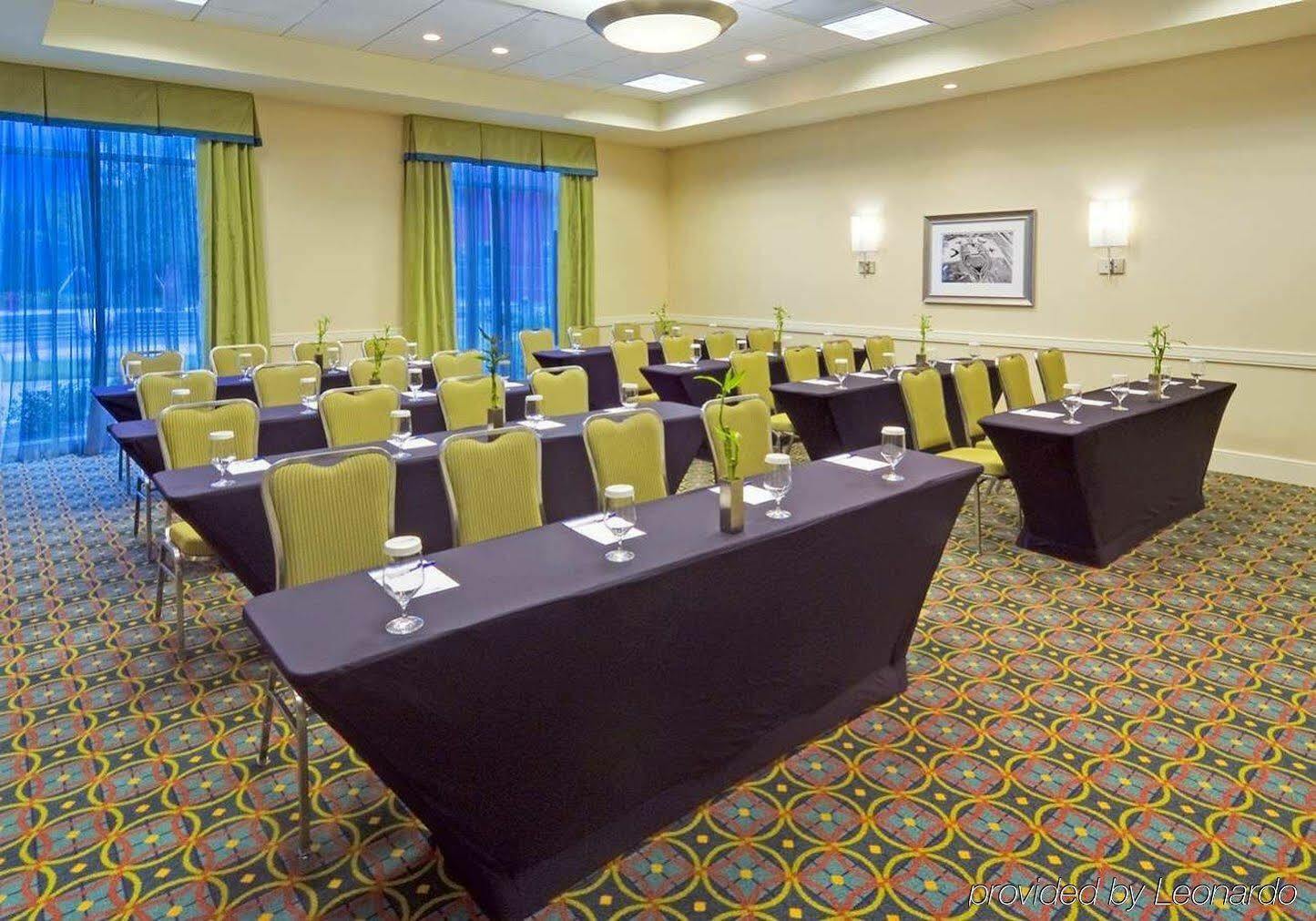 Hilton Garden Inn Tampa Airport/Westshore Екстер'єр фото
