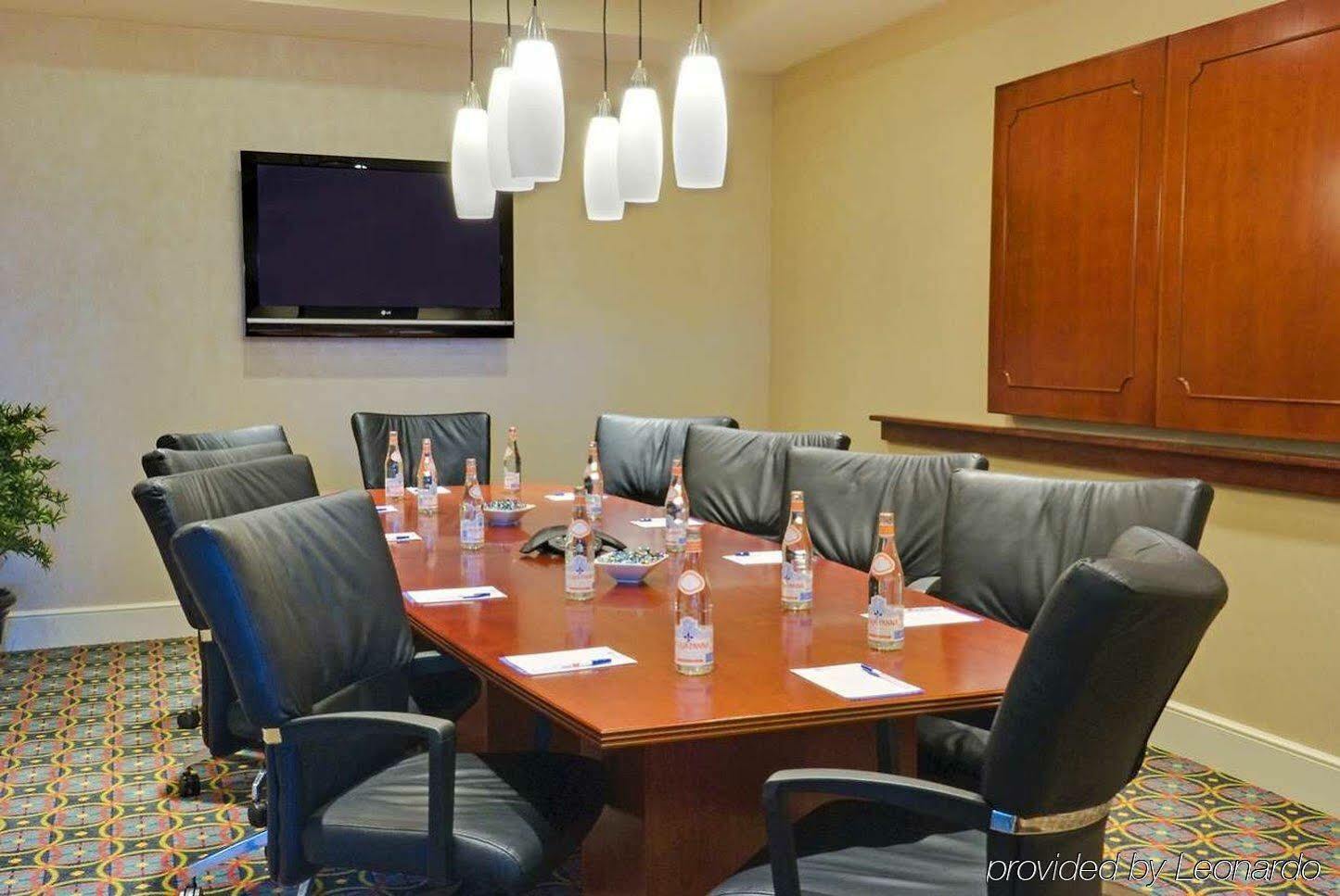 Hilton Garden Inn Tampa Airport/Westshore Екстер'єр фото